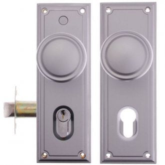 Gainsborough Trilock Knob Set